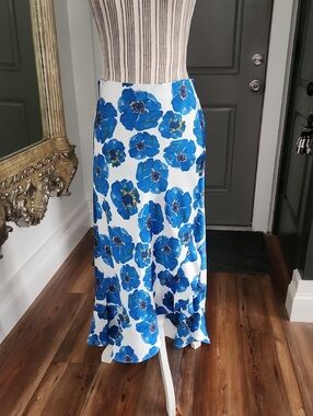 JODIFL White Maxi Skirt with Blue Floral Print